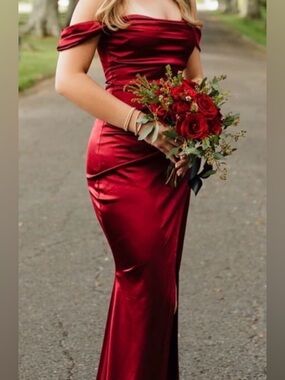 Windsor Off-Shoulder Satin Gown in Deep Red
